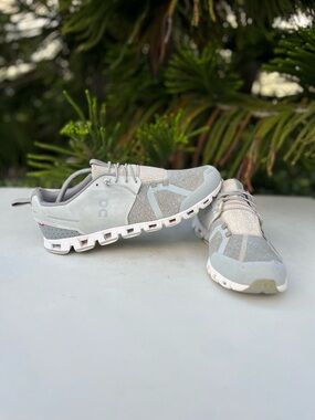 On Cloud Terry Running Shoes Mens Size: 12